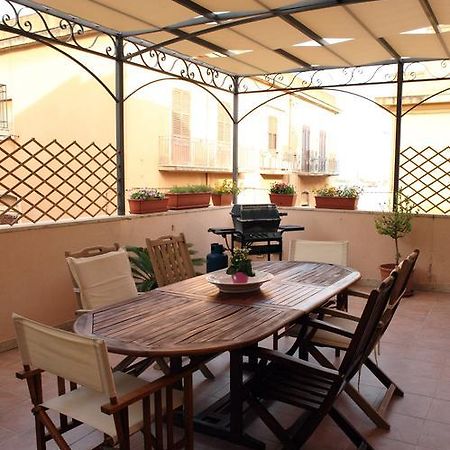 B&B La Terrazza Sul Porto Trapani Exteriör bild