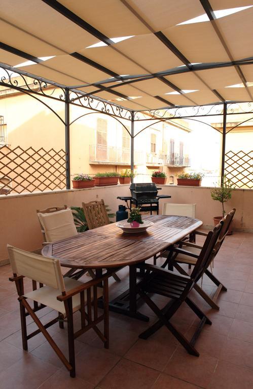 B&B La Terrazza Sul Porto Trapani Exteriör bild
